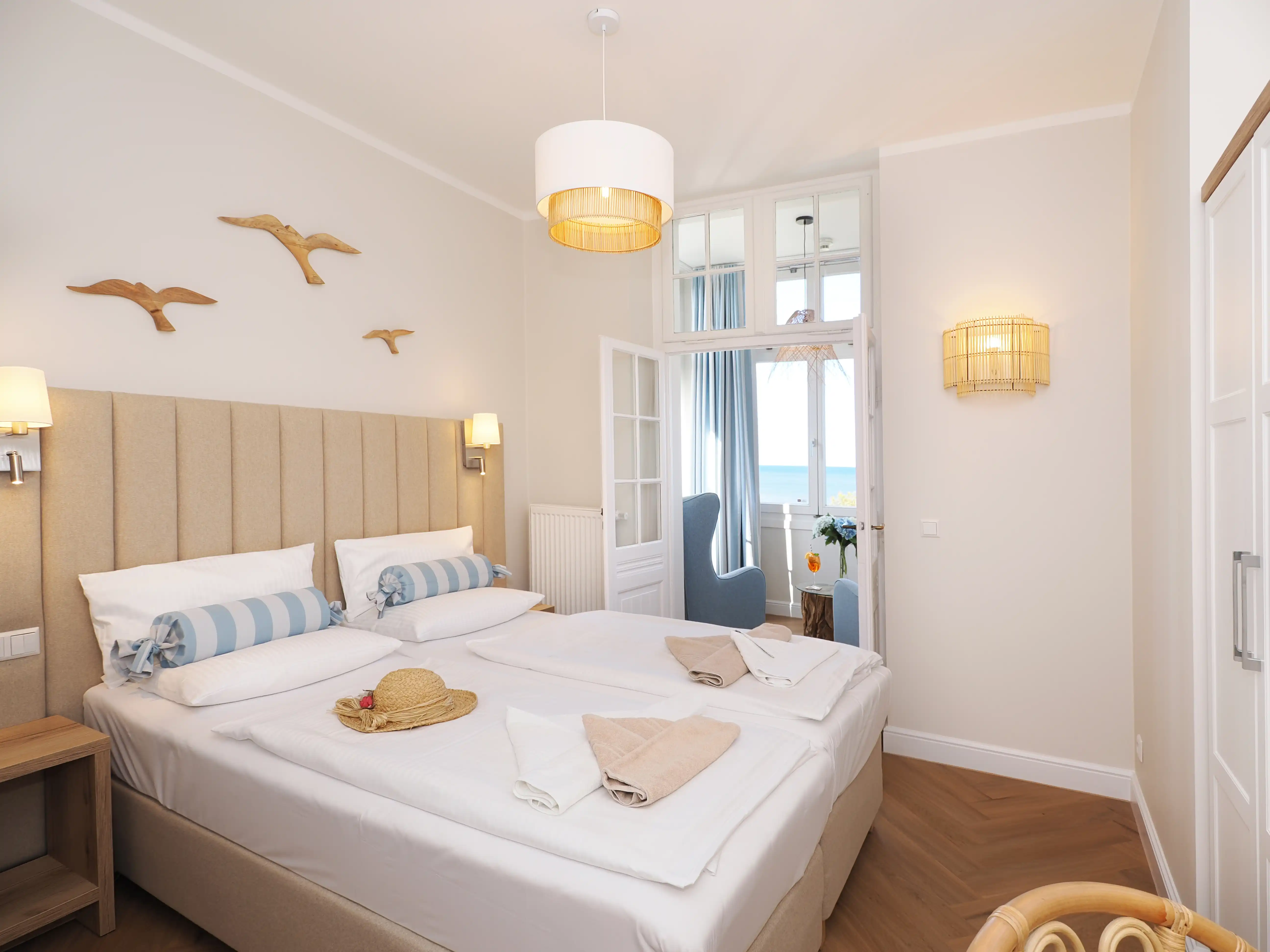 Gemütliches Doppelzimmer mit Meerblick